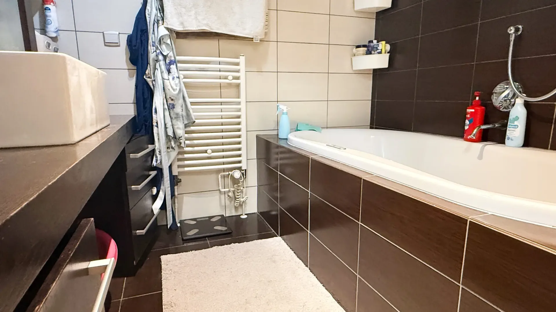 Koupelna s vanou, byt 3+1 Lipník nad Bečvou