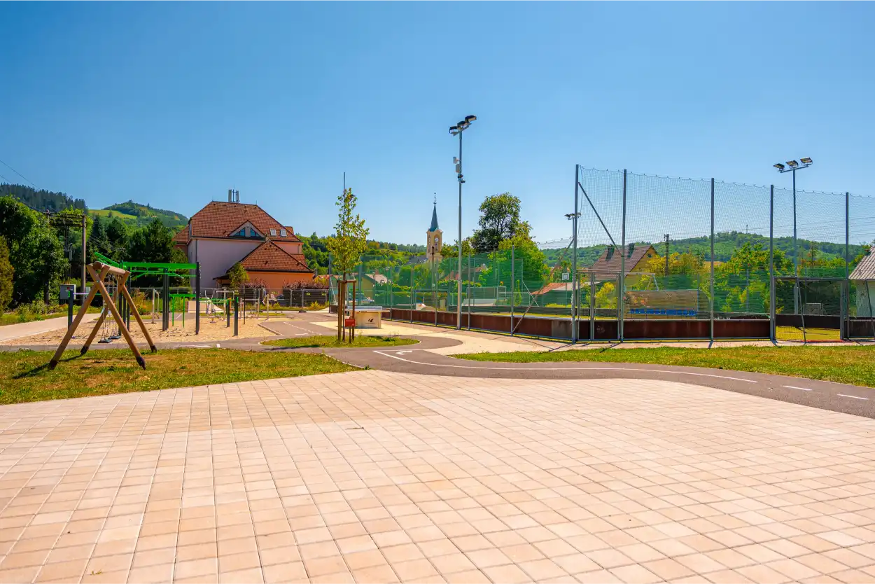 Dětské hřiště a sportoviště v Jablůnce